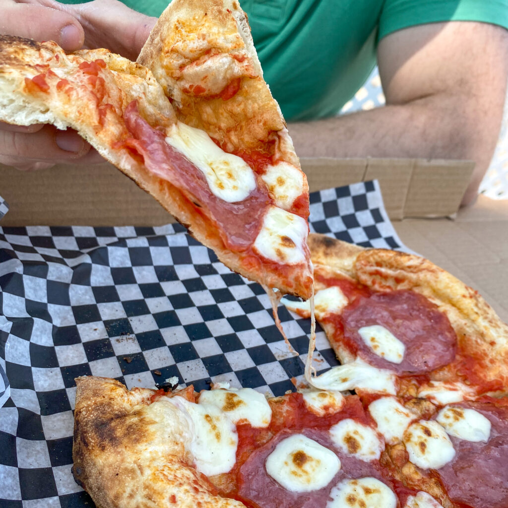 Amores Pizza THE LAUNCH